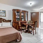 Bravetta House Pamphili