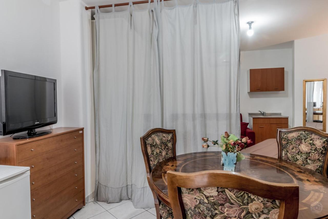 Bravetta House Pamphili *